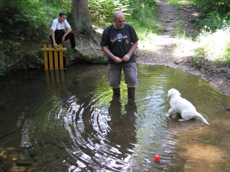 Bald macht sie einen Wasserapport!!! :)